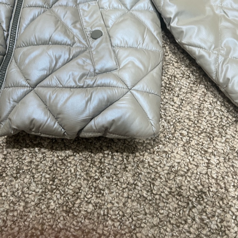 ZARA Girls Lightweight Silver Puffer Jacket Size 7 (122cm) Quilted Coat - Picture 10 of 10